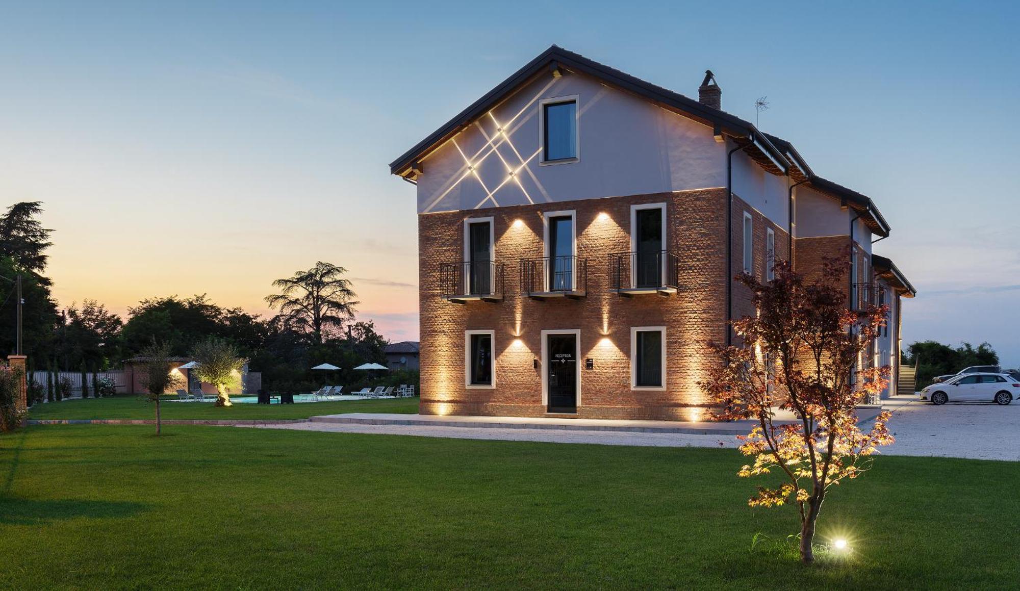 Casale Auriga - Oltrepo' Pavese Bed & Breakfast Codevilla Bagian luar foto