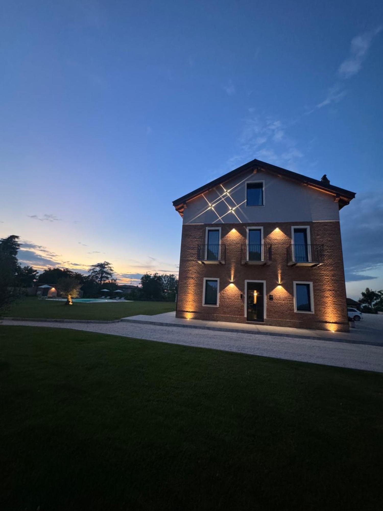 Casale Auriga - Oltrepo' Pavese Bed & Breakfast Codevilla Bagian luar foto